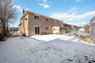 307 Royal Salisbury Way