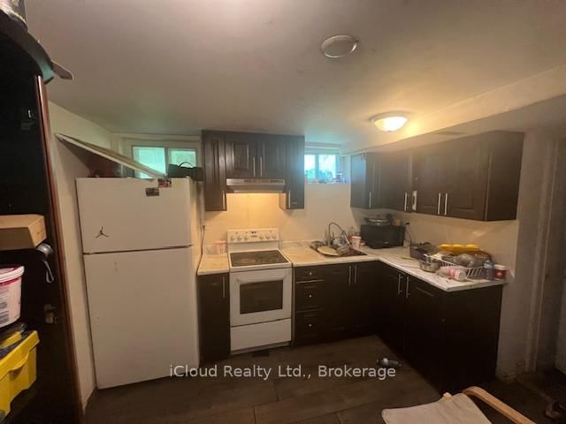 7638 Benavon Rd W, Mississauga, L4T 3G3 | Image 2