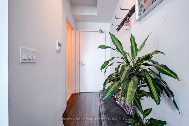 712 - 15 James Finlay Way