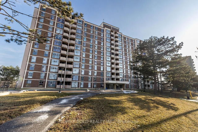 405 - 335 Driftwood Avenue