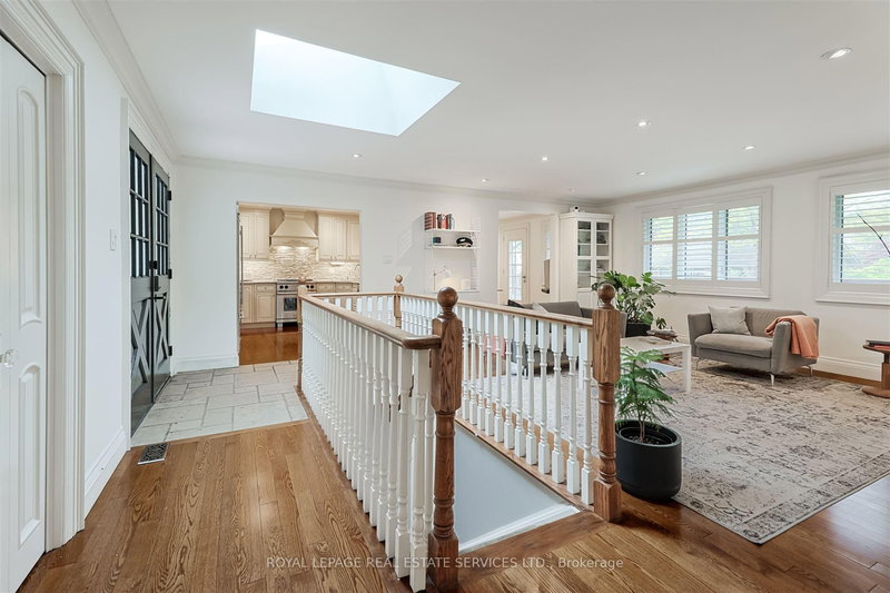 169 Morrison Rd, Oakville, L6J 4J3 | Image 3