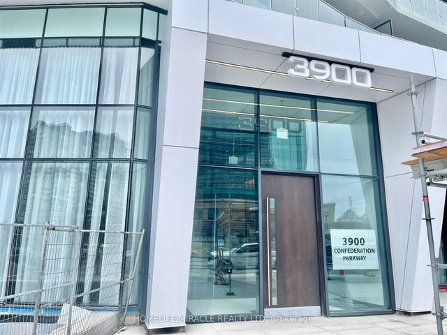 705 - 3900 Confederation Parkway