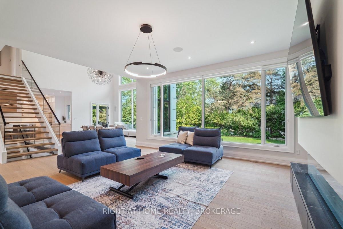 Detached House for sale at 1260 Braeside Drive, Oakville, Ontario, L6J 2A4 - Morrison - MLS: W12211319