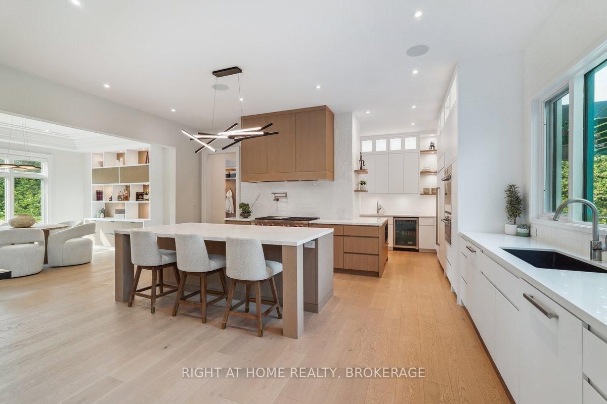 Detached House for sale at 1260 Braeside Drive, Oakville, Ontario, L6J 2A4 - Morrison - MLS: W12211319