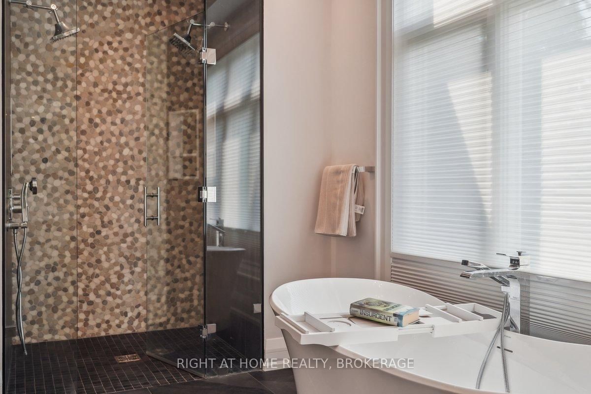 Detached House for sale at 1260 Braeside Drive, Oakville, Ontario, L6J 2A4 - Morrison - MLS: W12211319