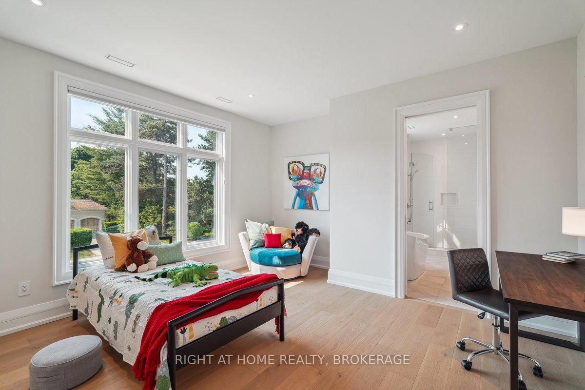 Detached House for sale at 1260 Braeside Drive, Oakville, Ontario, L6J 2A4 - Morrison - MLS: W12211319