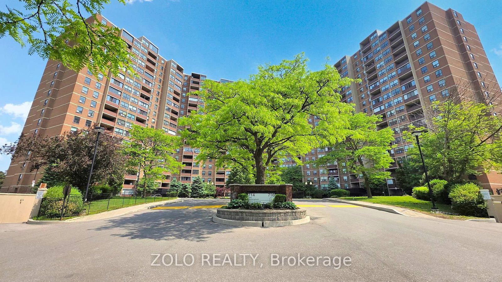 Condo for sale at 1710-714 The West Mall, Toronto, Eringate-Centennial-West Deane, M9C 4X1 - MLS: W12211748
