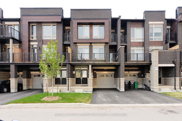 94 Donald Ficht Crescent