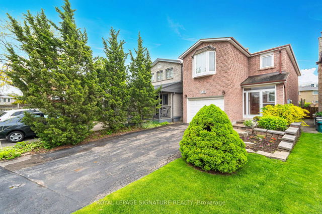 1575 Dewberry Crescent