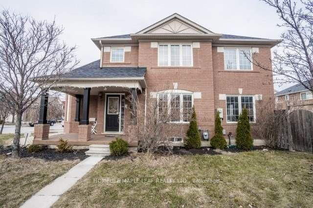 27 Vista Green Crescent