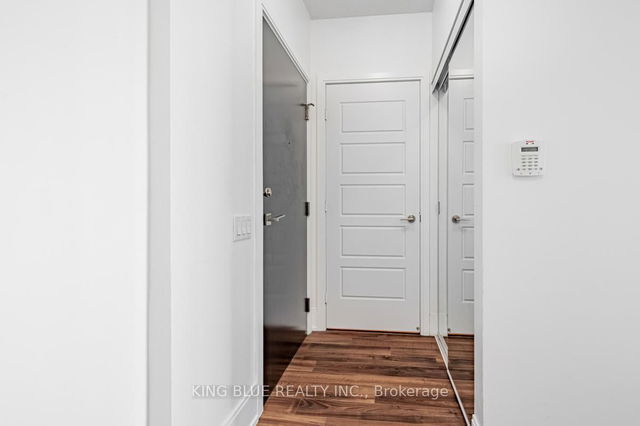 1005 - 15 Viking Lane