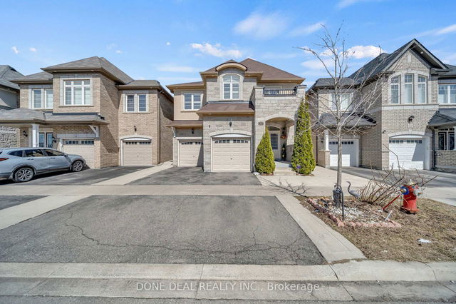 10 Lola Crescent