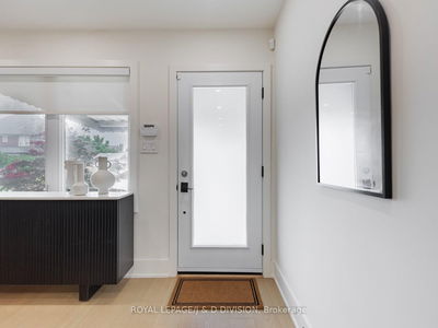 200 Belgravia Ave, Toronto - Briar Hill-Belgravia image-0-3