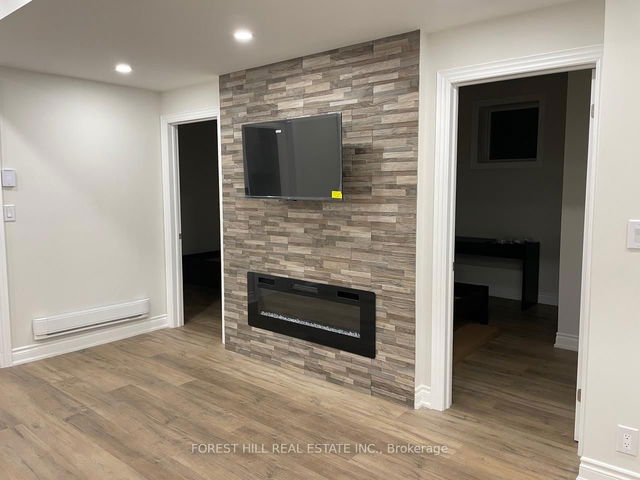 #Lower - 263 Glen Park Avenue