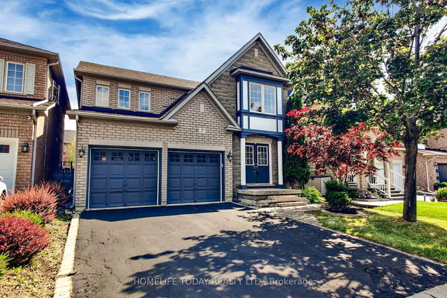 7 Colbeck Crescent