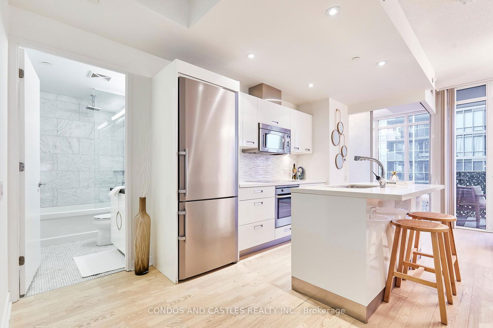 Condo for sale at 1210-88 Park Lawn Road, Toronto, Mimico, M8Y 0B5 - MLS: W12213944