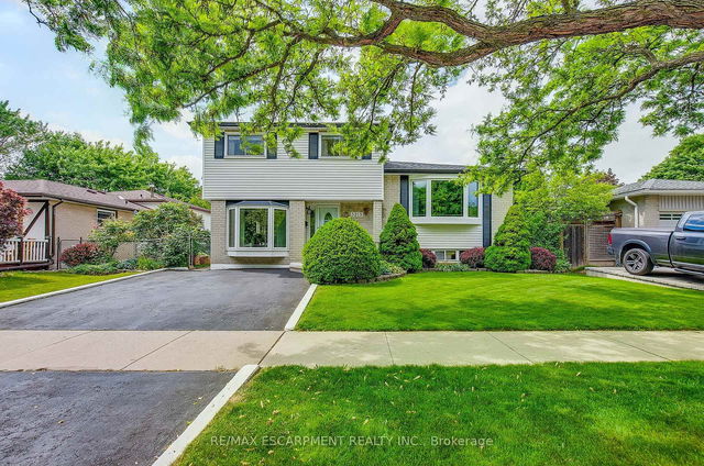 3215 Heathfield Drive