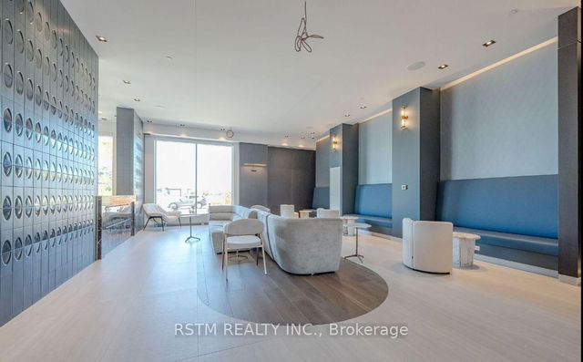 PH104 - 412 Silver Maple Road