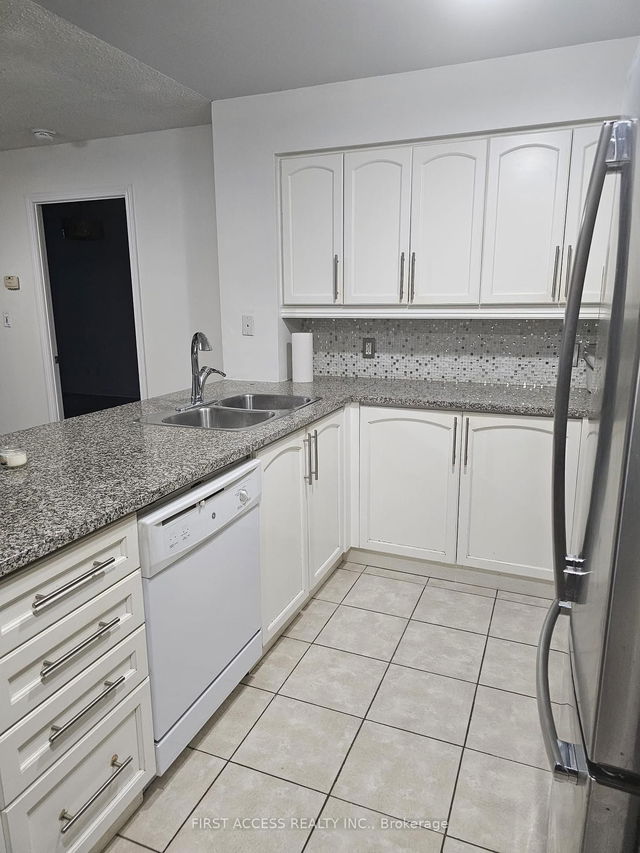 508 - 335 Rathburn Road W