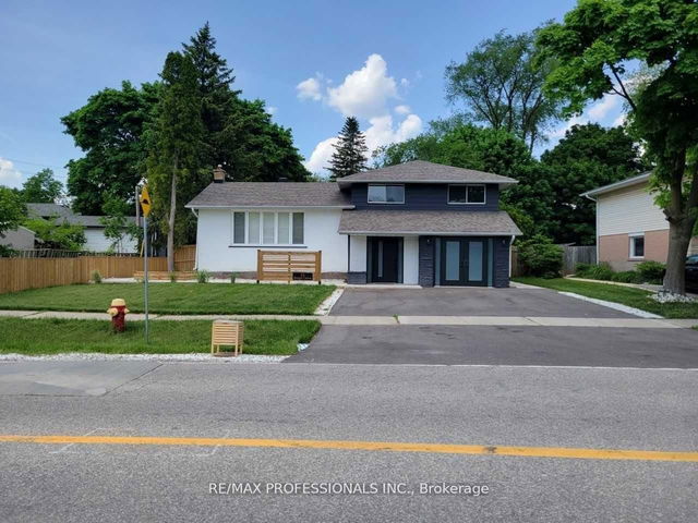 15 Ridge Drive