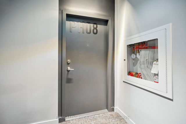 808 - 7 Smith Crescent