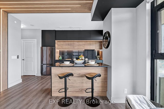 904 - 33 Shore Breeze Drive