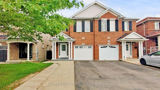 64 Sweet Clover Crescent