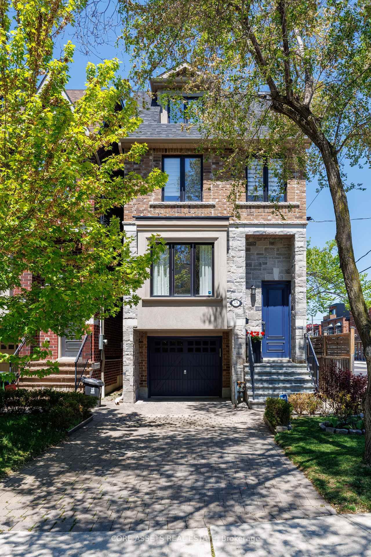 Detached House for sale at 2A Methuen Avenue, Toronto, Lambton Baby Point, M6S 1Z5 - MLS: W12215539