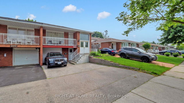 3456 Oakglade Crescent