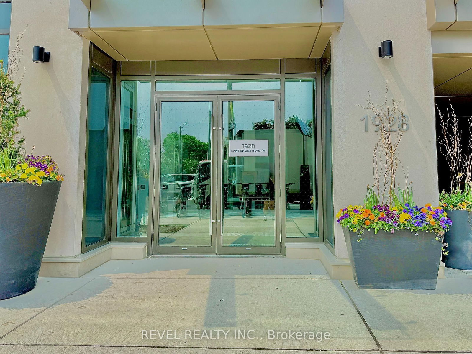 Condo for sale at 3605-1928 Lake Shore Boulevard, Toronto, High Park-Swansea, M6S 0B1 - MLS: W12215809