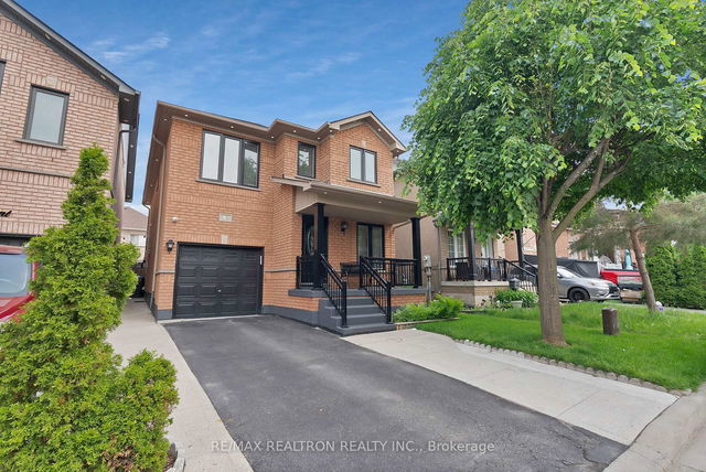 18 Chestermere Crescent