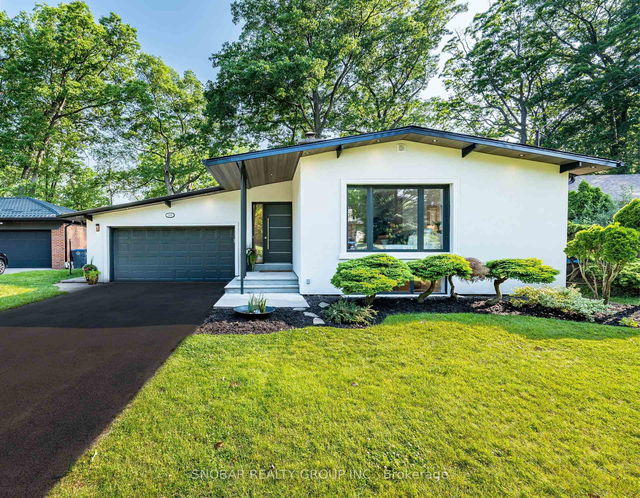3208 Flynn Crescent