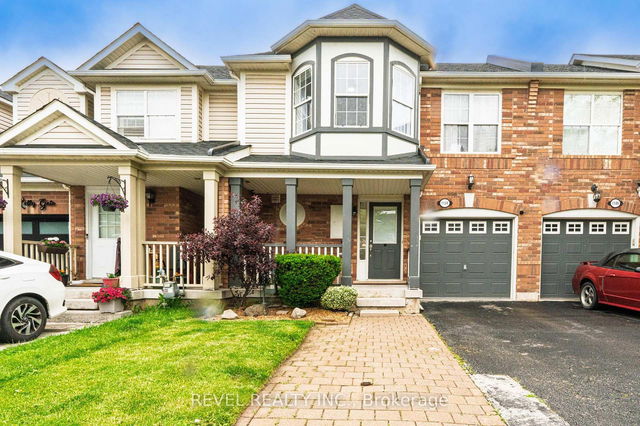 1124 Kelly Gate