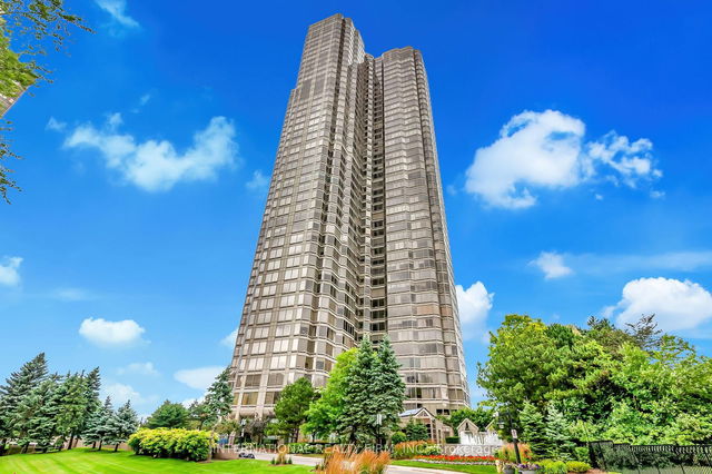 2807 - 1 Palace Pier Court
