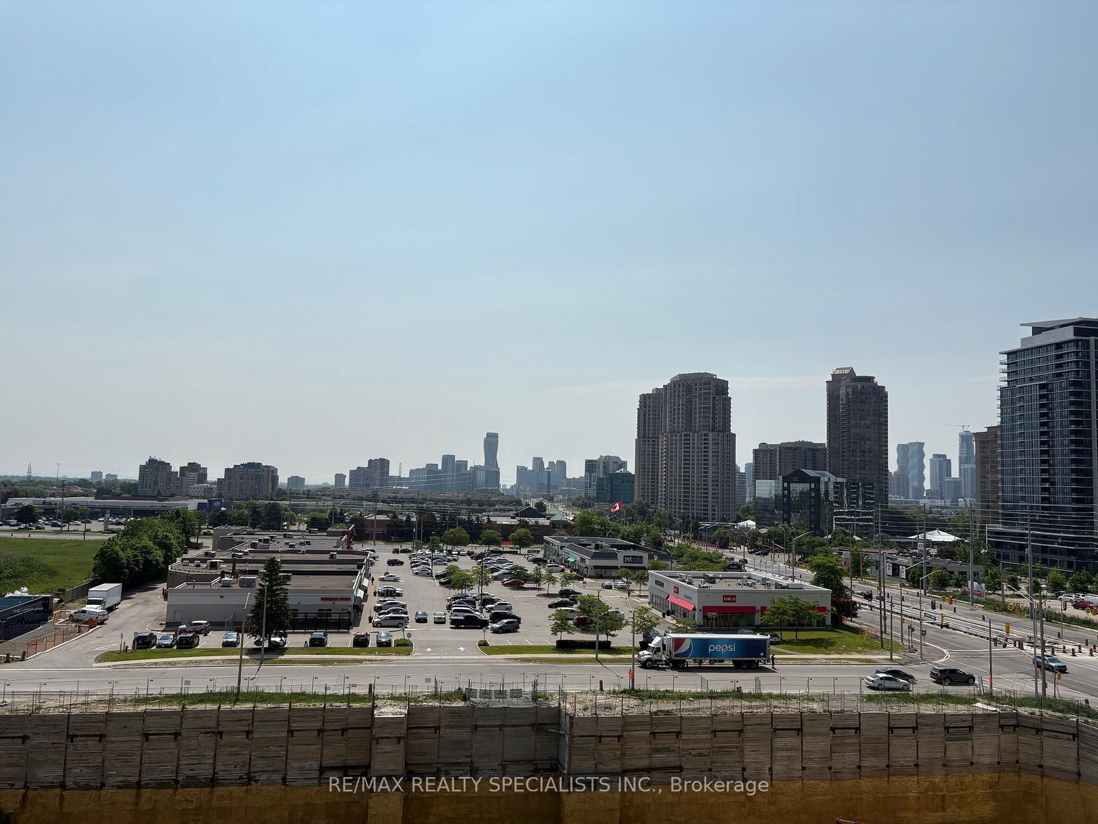 5105 Hurontario Street, Unit 635 - Photo 9