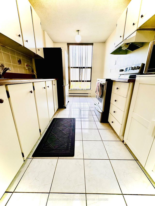 1205 - 21 Knightsbridge Road
