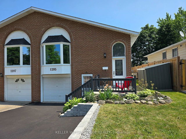 1295 Consort Crescent