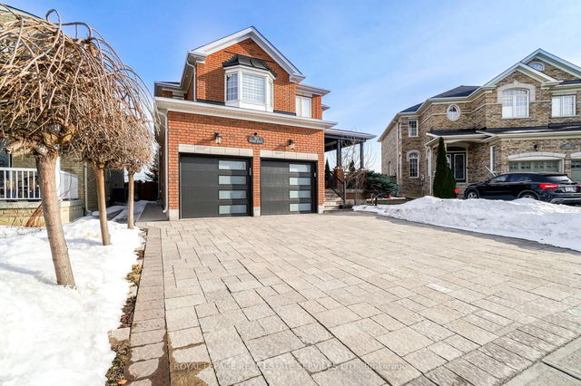 Bsmt - 30 Messina Avenue