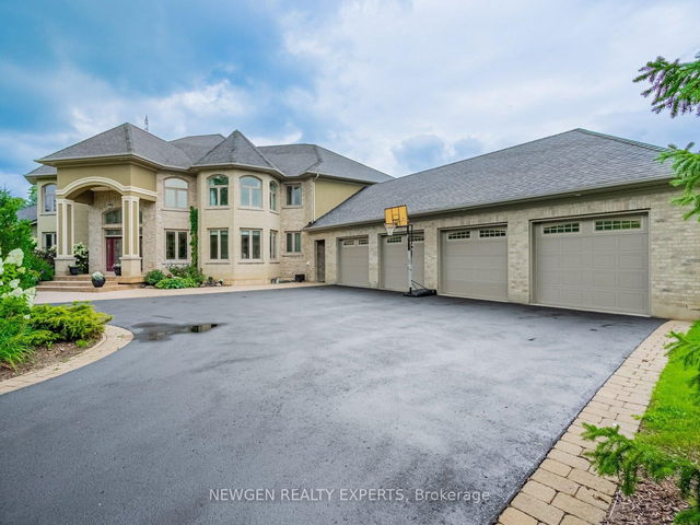 15 Abbitt Crescent