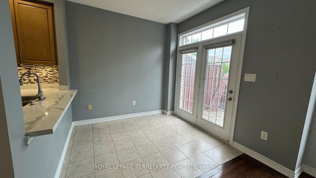3032 Turbine Crescent
