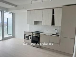 2802 - 3900 Confederation Parkway