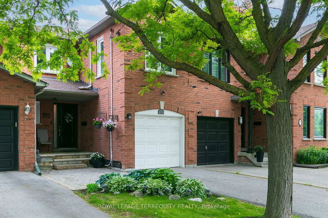 372 Queens Drive
