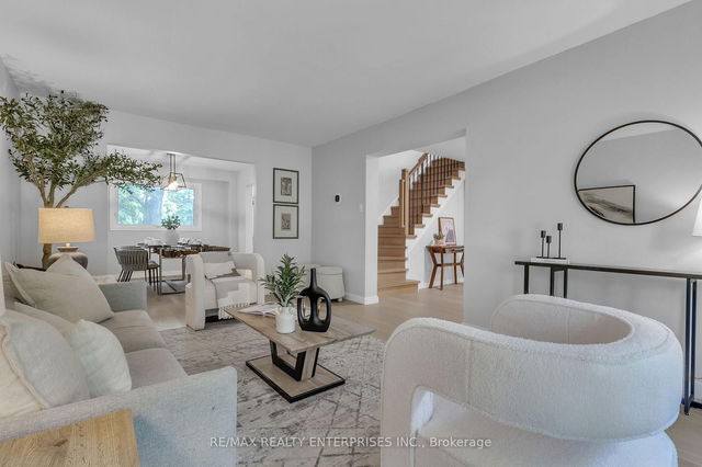 3490 Pitch Pine Crescent