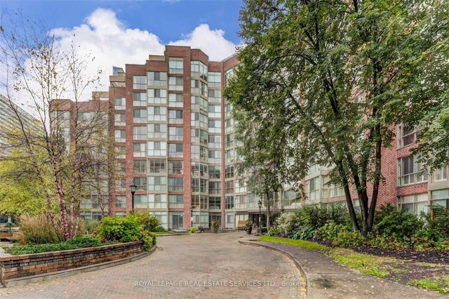 1024 - 22 Southport Street