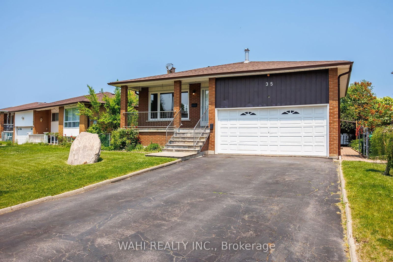Detached House for sale at 35 Jayfield Road, Brampton, Ontario, L6S 3G2 - Northgate - MLS: W12218164