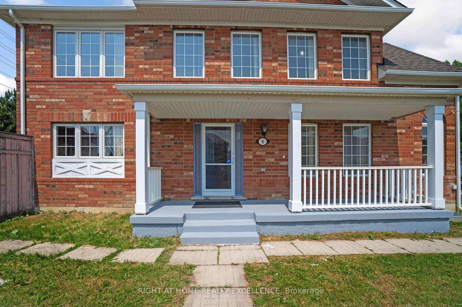 Detached House for sale at 1 Bayridge Drive, Brampton, Ontario, L6P 2H8 - Vales of Castlemore - MLS: W12218194
