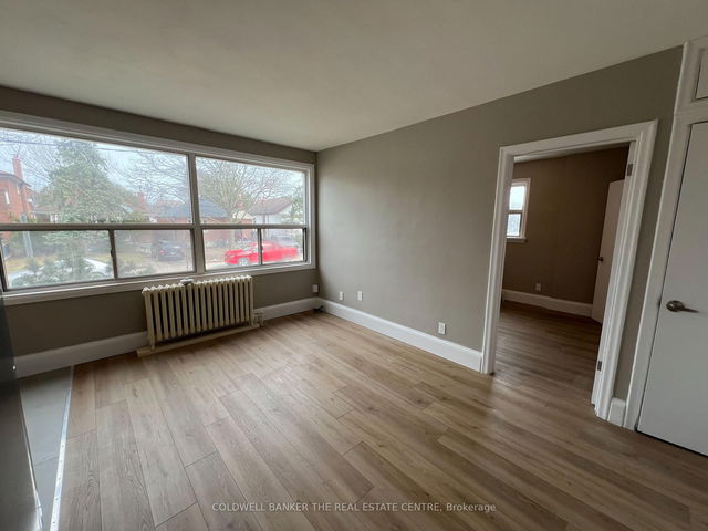 4 - 108 Grandville Avenue