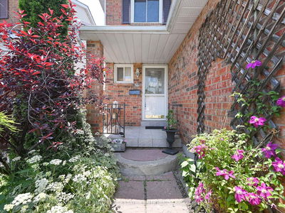8 Stephensen Crt, Brampton - Madoc image-0-2