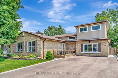 770 Applewood Cres, Milton - Dorset Park