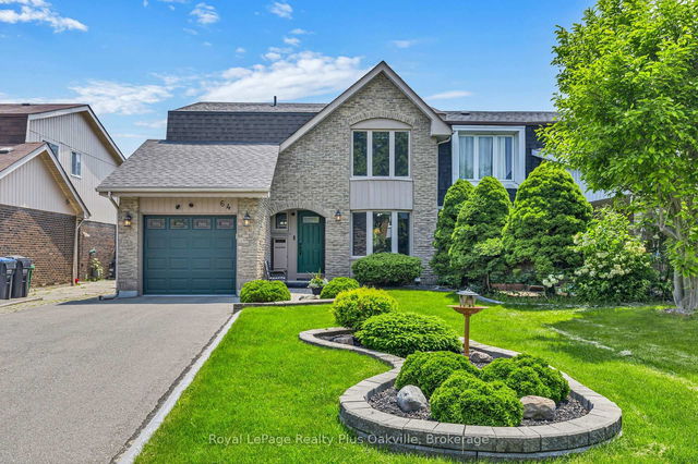 64 Lamont Place